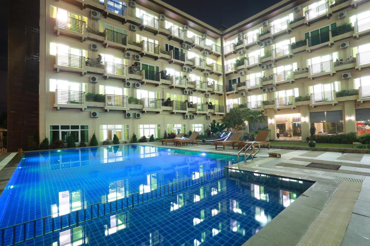 Hotel Sincere Smile Yangon Exterior photo